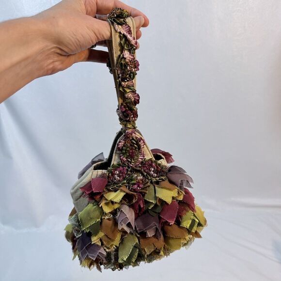 Mary Frances Bombshell Wristlet Bag READ w COA - Picture 7 of 16